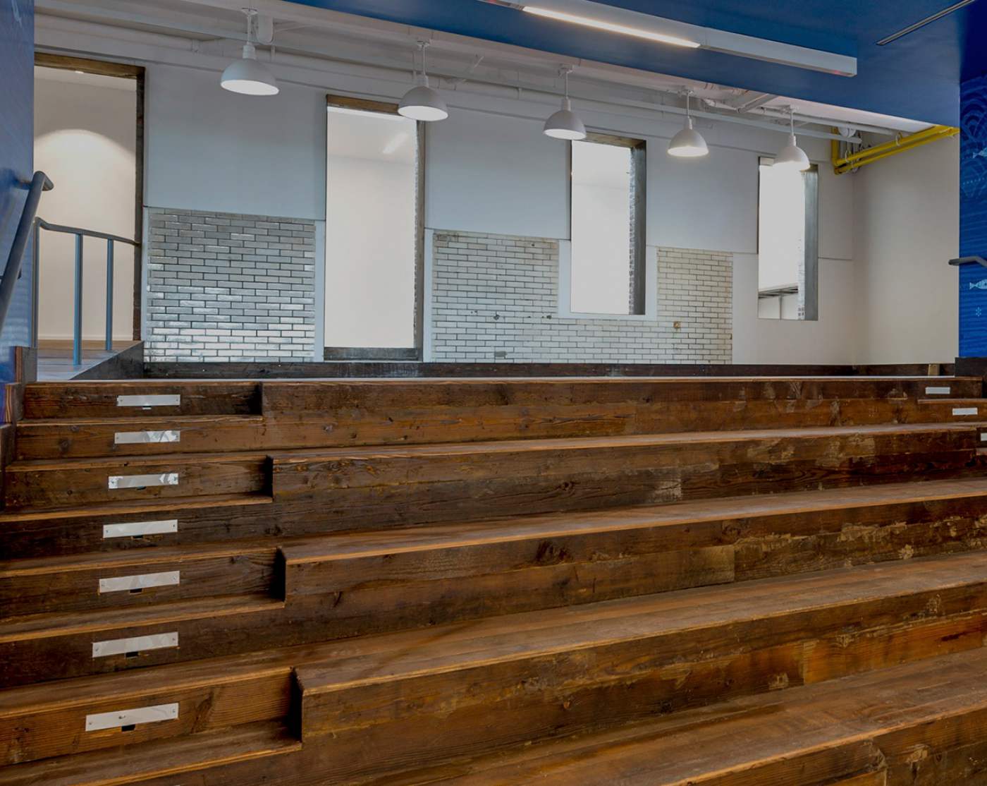 Photo of steps in hall photo